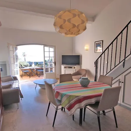 Appt T4 - 6 Pers - Vue - Piscine By Interhome Apartamento